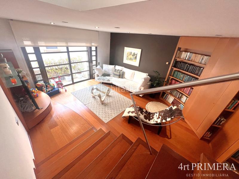 Foto 47cf9fd1-4929-46bf-bac7-7ff7ab96b225. House with fireplace heating parking in Centre Granollers