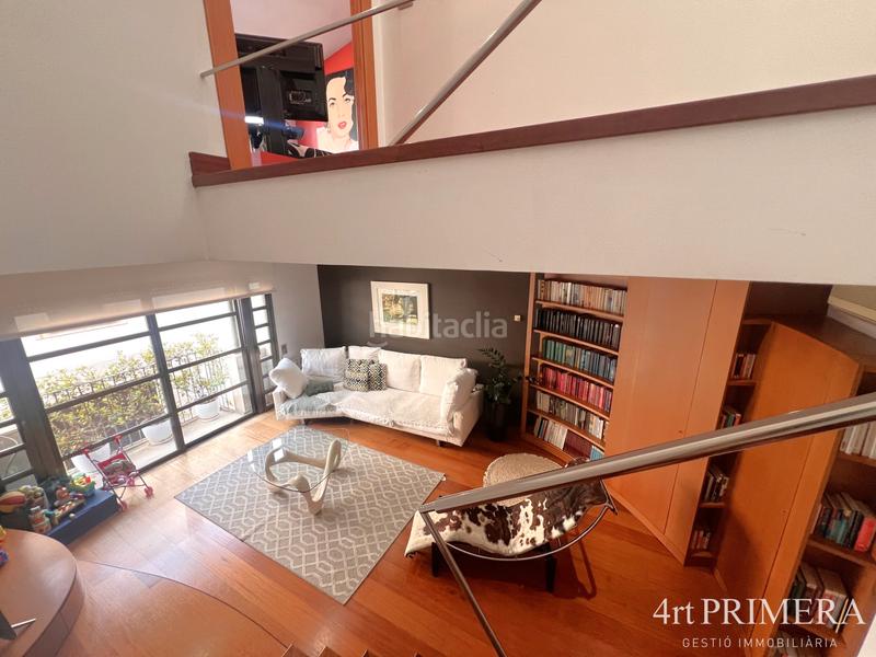 Foto 85ce51a1-58a5-4ccc-b3fb-f496ee7927f8. House with fireplace heating parking in Centre Granollers