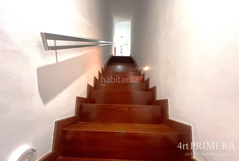 Foto 8d89373f-7fa5-477c-b17e-961c2082d38c. House with fireplace heating parking in Centre Granollers