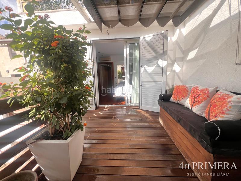 Foto ae06ed04-82e0-4b17-a6ab-1af46f249730. House with fireplace heating parking in Centre Granollers