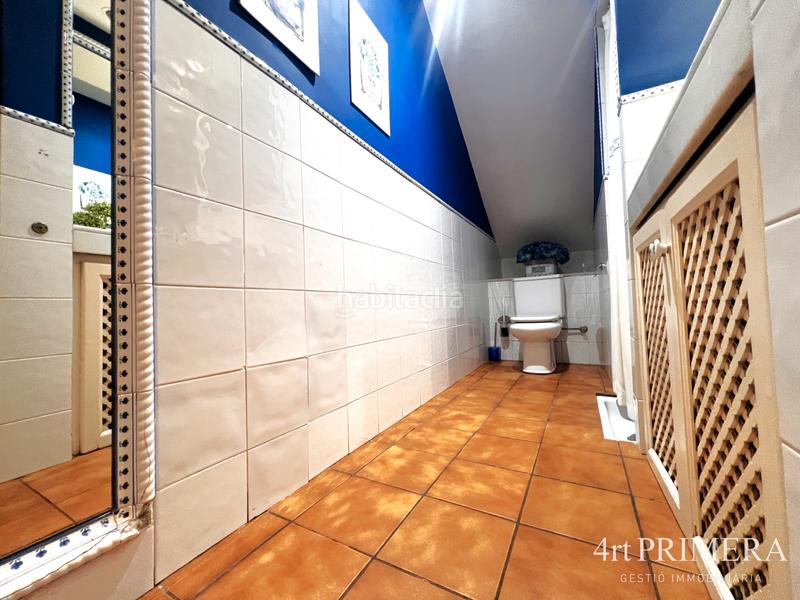 Foto c89916a9-5147-4a1e-b73f-df5ea0d01929. House with fireplace heating parking in Centre Granollers