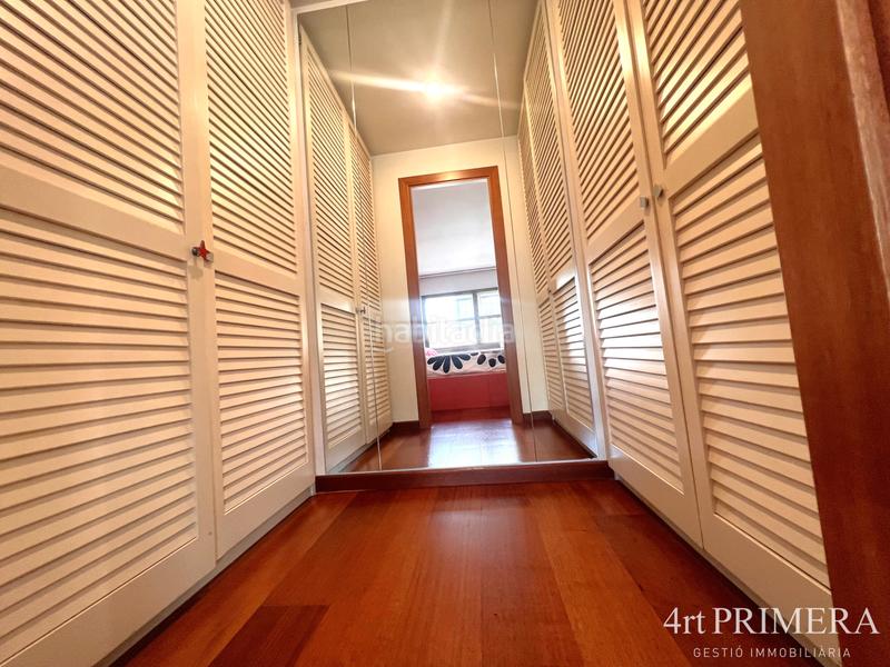 Foto d5dc4d7c-0f97-4682-af7a-d8d0d181381c. House with fireplace heating parking in Centre Granollers