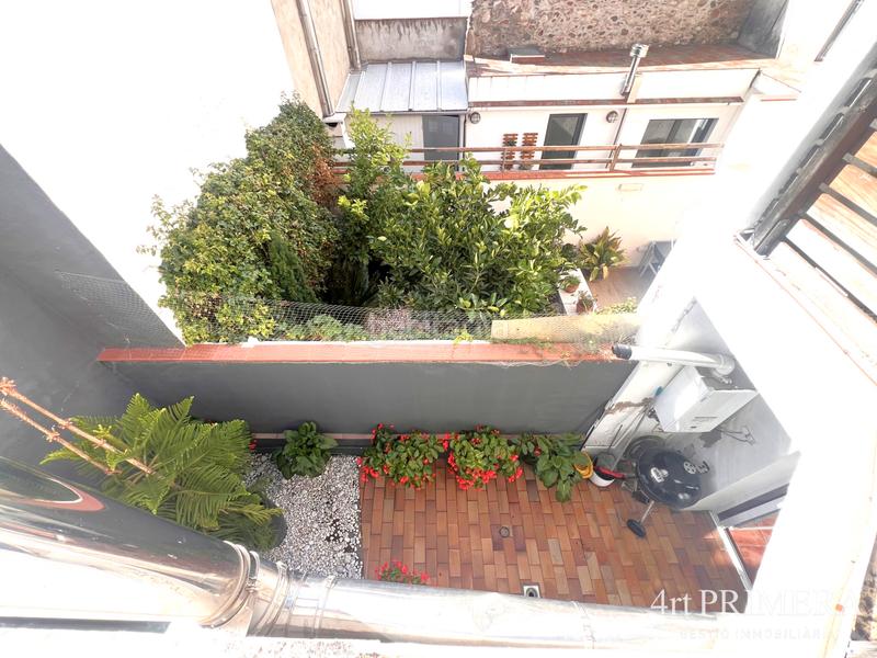 Foto e0518578-a455-44bd-87c8-22731e1c24d7. House with fireplace heating parking in Centre Granollers