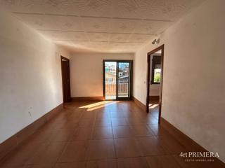 Appartement à Canovelles. Piso luminoso y tranquilo en canovelles, ideal para primera vivi