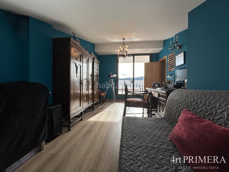 Foto 47267279-15c1-4f9d-99d8-0985df1290b8. Duplex con riscaldamento parcheggio piscina in Llinars del Vallès