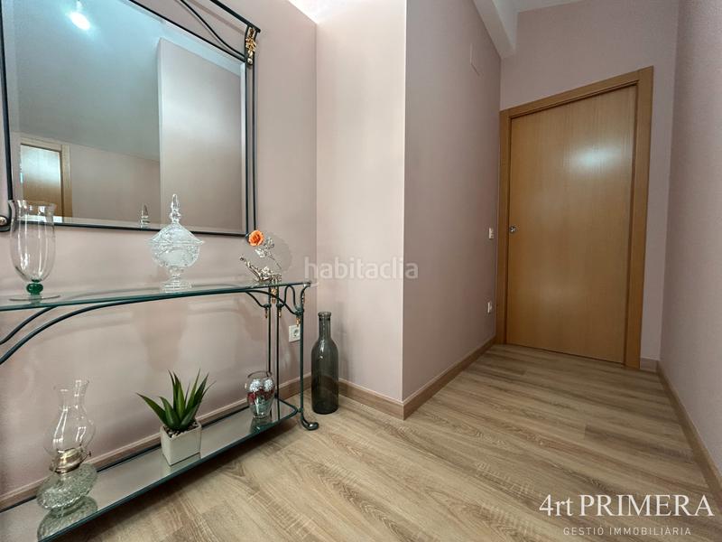 Foto 4e948d8d-27b4-4b72-b953-cc6941032fe1. Duplex con riscaldamento parcheggio piscina in Llinars del Vallès