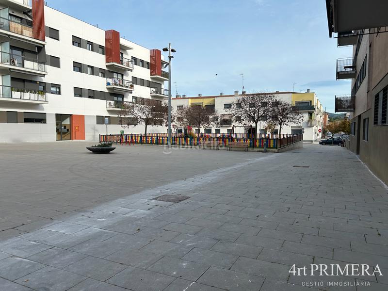 Foto 74aeb4af-4c7e-4e04-b405-ad024a2df4b7. Duplex con riscaldamento parcheggio piscina in Llinars del Vallès