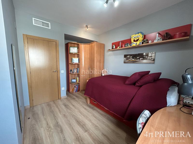 Foto b746a5b2-46fc-4977-89d9-53415477e2e5. Duplex con riscaldamento parcheggio piscina in Llinars del Vallès