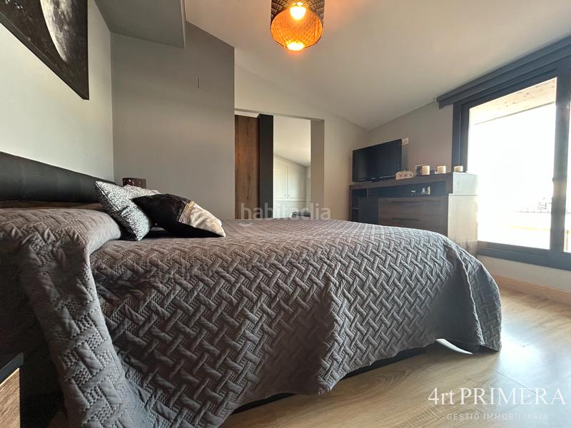 Foto c926c279-f42c-49d4-8362-40c0f0cedfa1. Duplex con riscaldamento parcheggio piscina in Llinars del Vallès