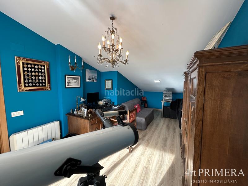 Foto e17d5c3a-d69e-4718-91b7-e6949fcde8d6. Duplex con riscaldamento parcheggio piscina in Llinars del Vallès