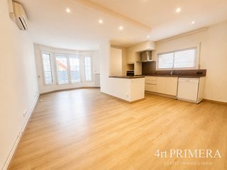 Rent House in Centre. Casa exclusiva en pleno centro de granollers, en calle peatonal,