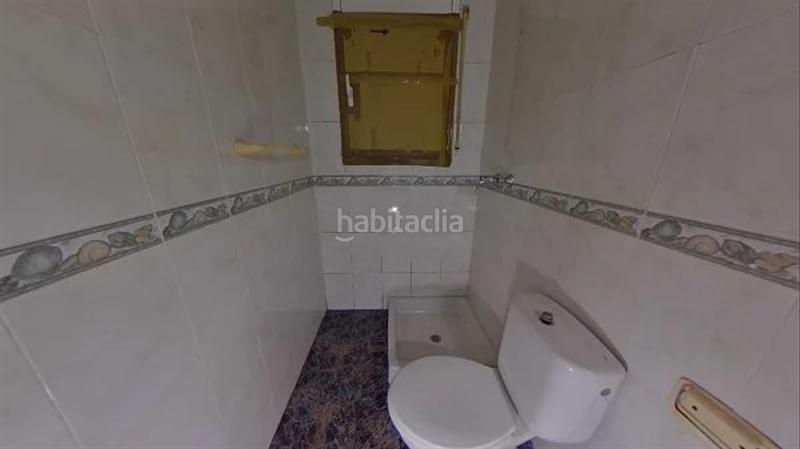 Foto 306a7b22-aad4-4e97-a638-e31dff81bad1. Casa adossada amb calefacció a Aiguaviva Parc Vidreres