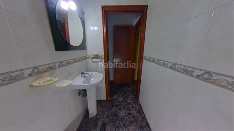 Foto 686d312a-2809-4bd1-bc63-52df6ede1722. Casa adossada amb calefacció a Aiguaviva Parc Vidreres