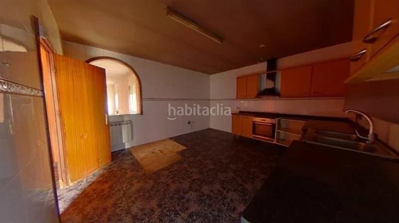 Foto 779579ee-bbaf-4479-bffa-22ce0501992d. Casa adossada amb calefacció a Aiguaviva Parc Vidreres