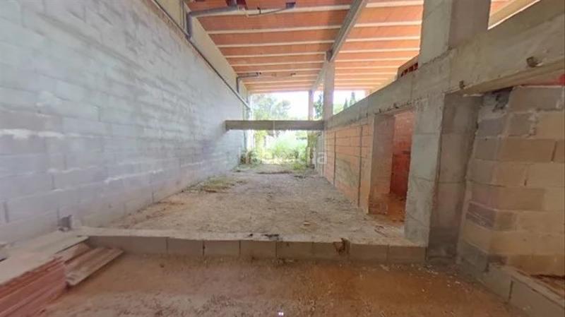 Foto 8c7bb066-5dda-4b05-8754-a2c745525c54. Casa adossada amb calefacció a Aiguaviva Parc Vidreres