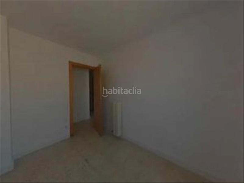 Foto 5b790235-9efa-4114-9ad2-6b2ba596f119. Piso  en venta en calle del rosselló, sant narcís en Girona