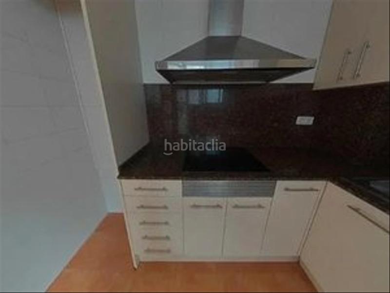 Foto eb92a15b-93bb-4aa5-98a5-53264a8d9dfc. Piso  en venta en calle del rosselló, sant narcís en Girona