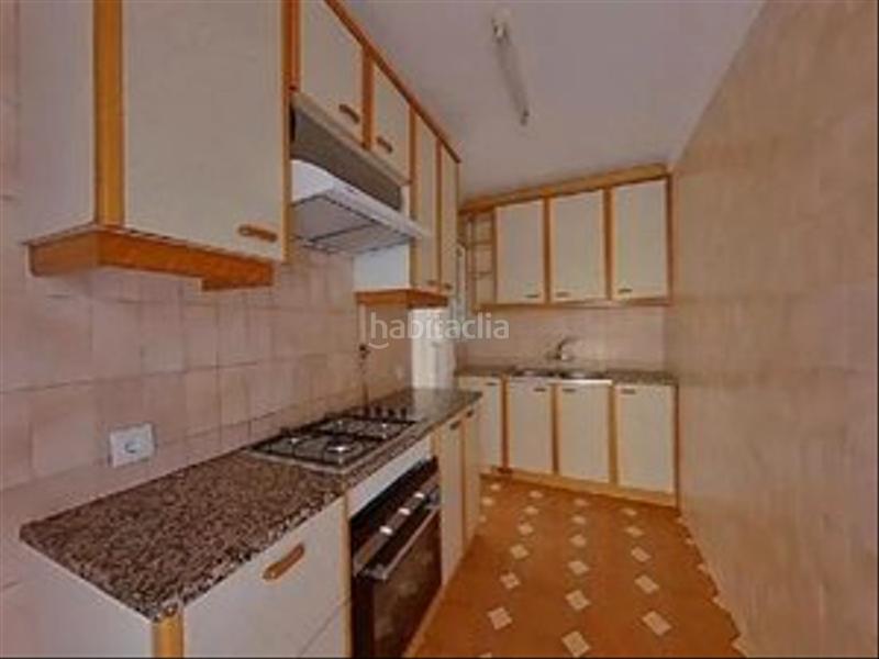 Foto 1e8d0fef-7b16-44d5-93d4-c68418803272. Piso  en venta en calle de les teixidores, . en Salt