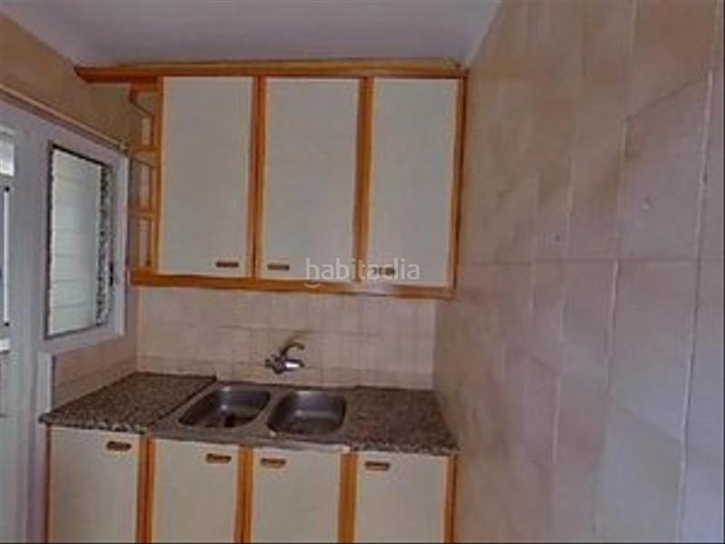 Foto aba85814-5060-439c-b9ed-b656ecdcdd12. Piso  en venta en calle de les teixidores, . en Salt