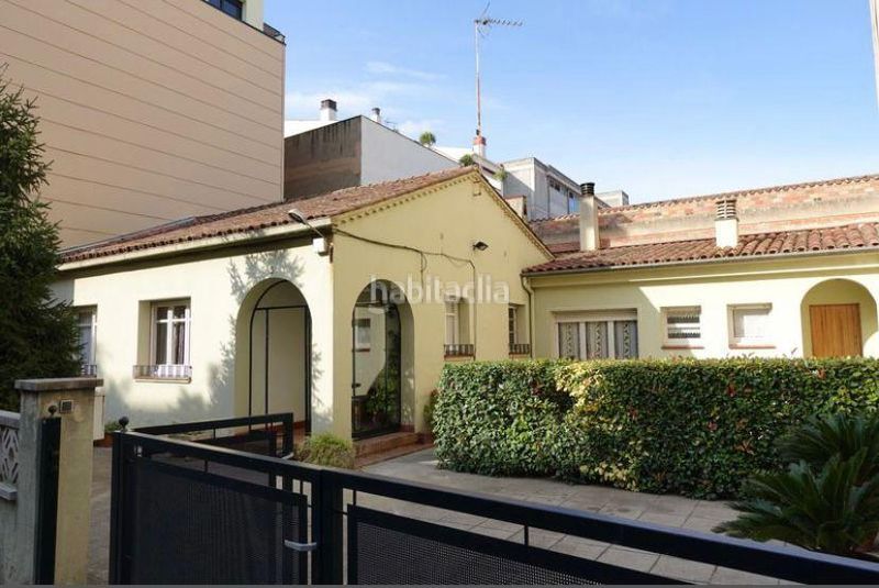 Foto fb390963-a6a7-47b4-9c43-1ea49adb97f4. Casa amb calefacció a Eixample Sud-Migdia Girona