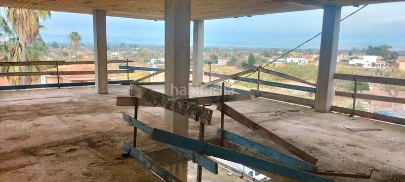 Foto e03c39c3-2e6b-497c-a8e8-56d2f5c43f3a. Edificio en Nules