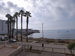 Flat in Playa. Piso con vistas al mar en puerto burriana