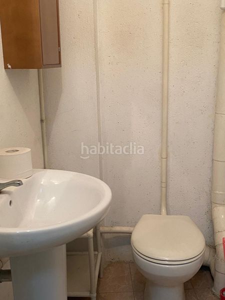 Foto fa3a0608-fe1d-457d-88a4-c9bfe12ee26a. Local comercial a Sant Andreu de la Barca