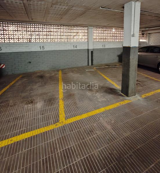 Foto b584133b-59db-4e2c-82ef-9a91aefd364d. Parking coche en Sant Andreu de la Barca