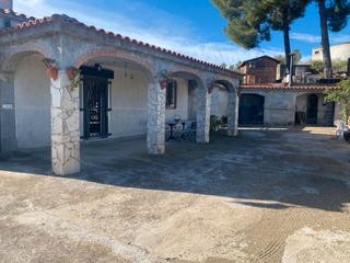 Haus in Castellví de Rosanes