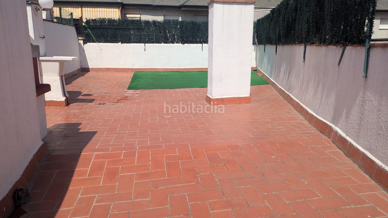 Foto c080e4b6-3855-42fd-b9cc-be53a88af647. Àtic amb calefacció aparcament a Sant Andreu de la Barca