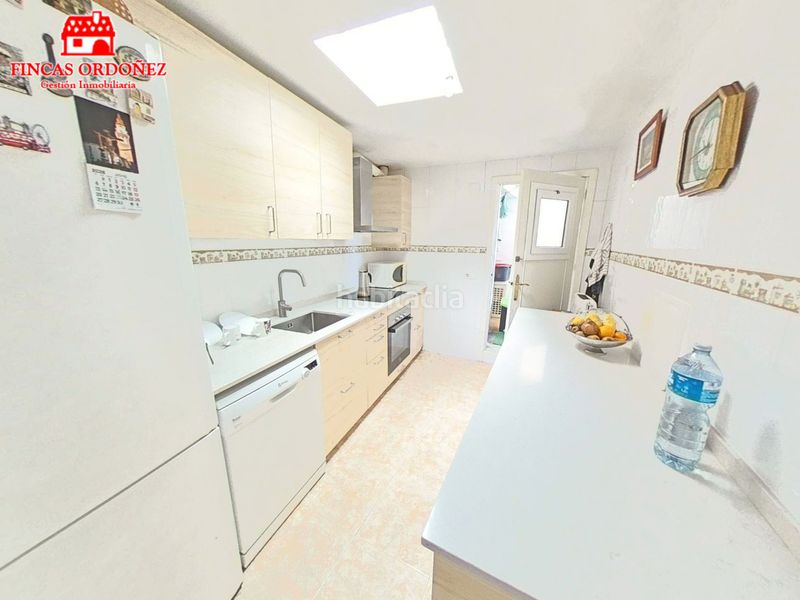 Foto 40068618-7f85-477b-ae1b-e3b87271991f. Casa amb calefacció aparcament piscina a Sant Andreu de la Barca