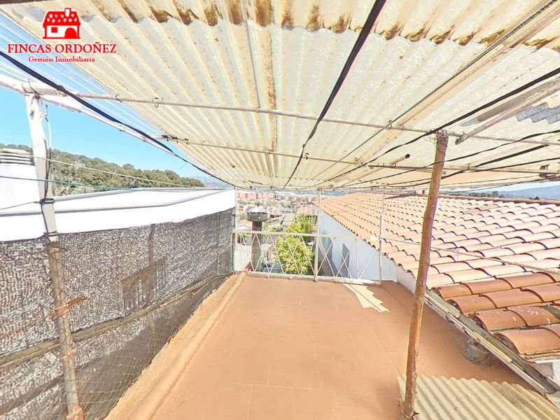 Foto 907bc216-8a78-4709-8f3d-6234d6ded3e4. Casa amb calefacció aparcament piscina a Sant Andreu de la Barca