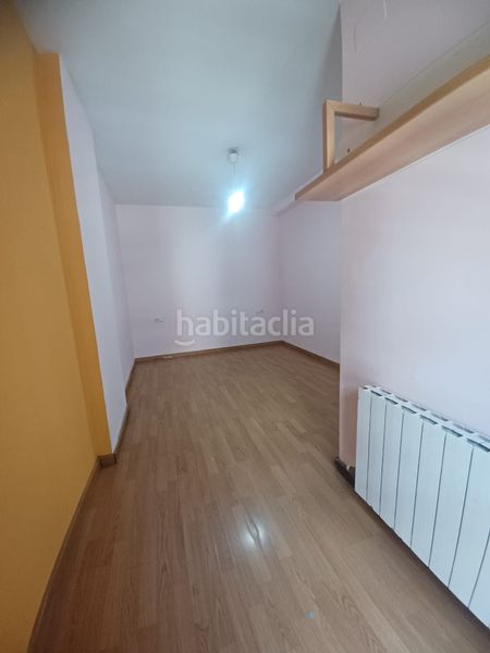 Foto aed5a8f0-975e-4c63-a37c-fa2a7e0be762. Estudi amb calefacció a Martorell