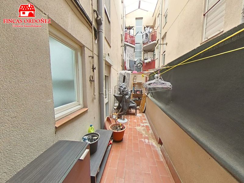 Foto e024e050-732c-4e0d-9d75-b21567dcfa00. Pis amb calefacció aparcament piscina a Sant Andreu de la Barca