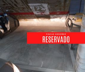 Aparcament cotxe a Carrer del Doctor Vila