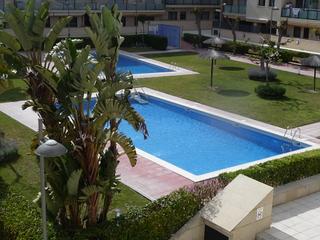Apartament  Carrer de les antilles. Apartamento en zona fenals en perfecto estado