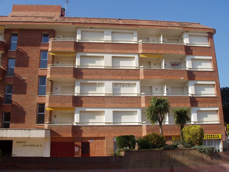 Foto 28c08a0e-c3ed-4cde-a039-8966fba5461e. Apartament a carrer de l'havana 11 a Fenals Lloret de Mar