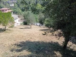 Terreny residencial a Castellnou-Can Mir-Can Solà. Fantástico terreno de 590m2 en la privilegiada zona de can mir