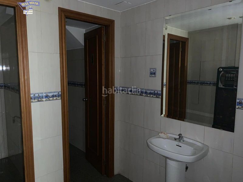 Foto 9a448807-9c64-49ac-8664-dc5f2ea0abb2. Local comercial a Casc Antic Ripollet