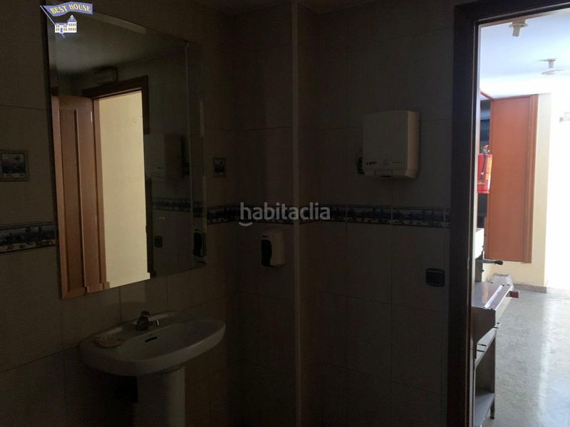 Foto f9647c08-92dd-4fe0-8cbd-60352da1de49. Local comercial a Casc Antic Ripollet