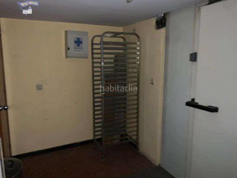 Foto fa318a62-516f-4f94-8af4-e325c1464de3. Local comercial a Casc Antic Ripollet