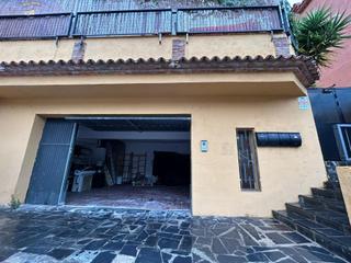 Casa a Sant Genís dels Agudells. Casa encantadora con piscina y vistas despejadas en sant genis d