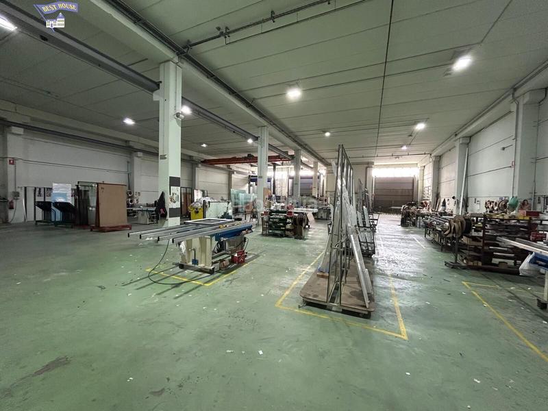 Foto 6b51588c-a619-45c6-9351-5de80d53c557. Nau industrial a Mas Rampinyo - Montcada Nova - Carrerada Montcada i Reixac