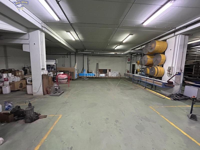 Foto b3ceefca-ac01-4f3c-b35c-840dd67b7449. Nau industrial a Mas Rampinyo - Montcada Nova - Carrerada Montcada i Reixac