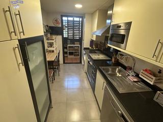 Pis a La Serreta. Exclusiva oportunidad en rub  zona serreta! 4 hab, 2 baos, par