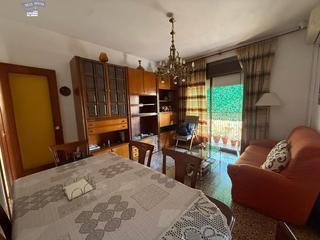 Piso en Sants. Amplio piso de 4 habitaciones en la zona de les corts barcelona