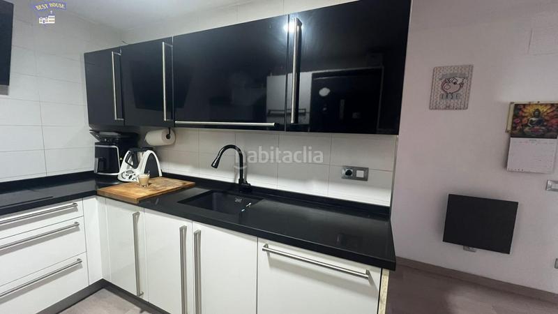 Foto 9541a67f-e964-4cc1-bbed-dcb96ac6236f. Maison jumelée dans Can Sant Joan Montcada i Reixac