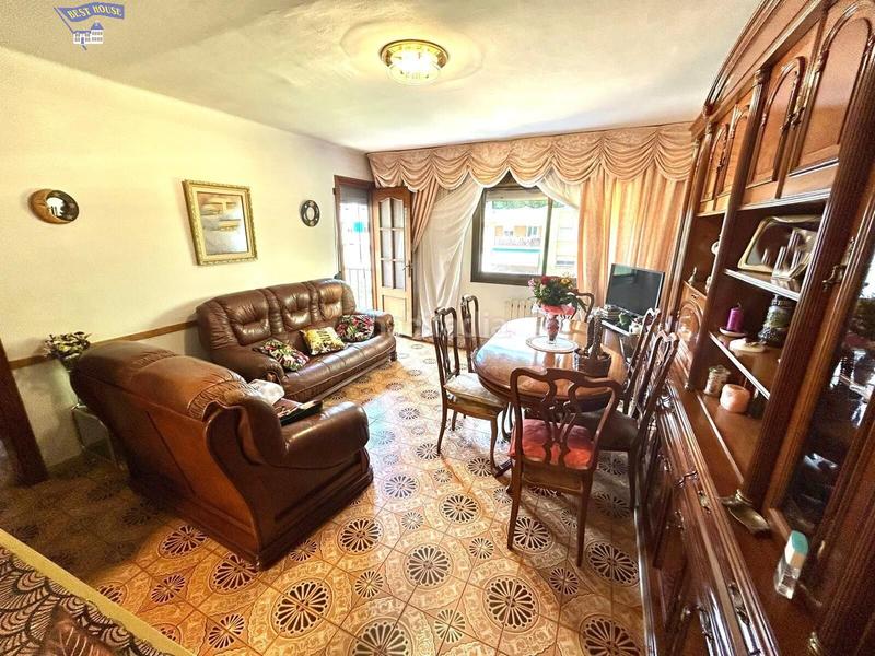 Foto ebe8cdf5-9a56-4dd5-a3f0-93edf29b533d. Pis amb calefacció a Catalunya - Fontetes Cerdanyola del Vallès