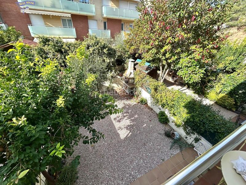 Foto 3cb78fd5-d3f0-461d-b252-17cc43a8da56. Casa a schiera con riscaldamento parcheggio in Ca n´Oriol Rubí