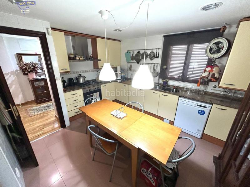 Foto d1845102-7747-4fab-bb12-06bd7e2065b2. Casa a schiera con riscaldamento parcheggio in Ca n´Oriol Rubí